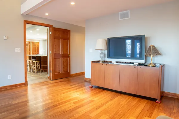 $399,900 | 18 Lookout Trace, Galena, IL 61036