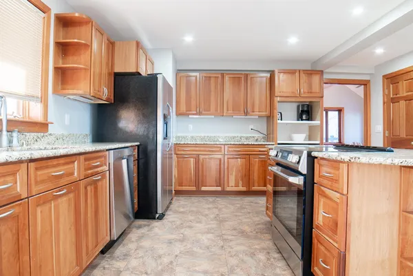 $399,900 | 18 Lookout Trace, Galena, IL 61036