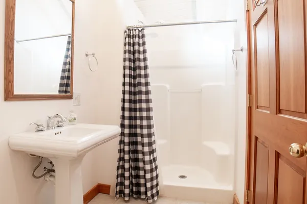 $399,900 | 18 Lookout Trace, Galena, IL 61036