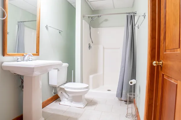 $399,900 | 18 Lookout Trace, Galena, IL 61036