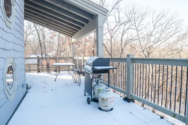 $399,900 | 18 Lookout Trace, Galena, IL 61036