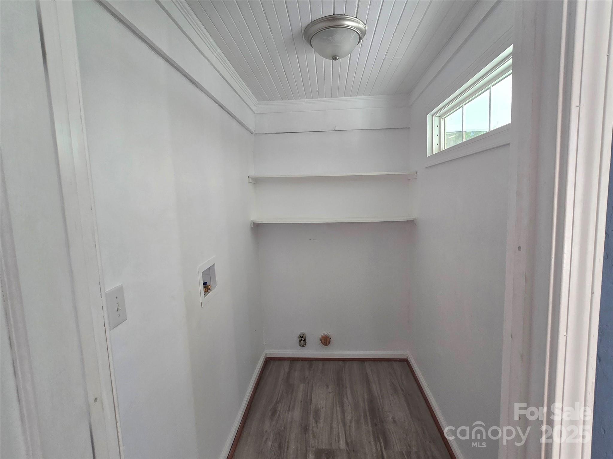 1900 Double Oaks Road Charlotte, NC 28206 - Photo 18 of 22 a view of small space