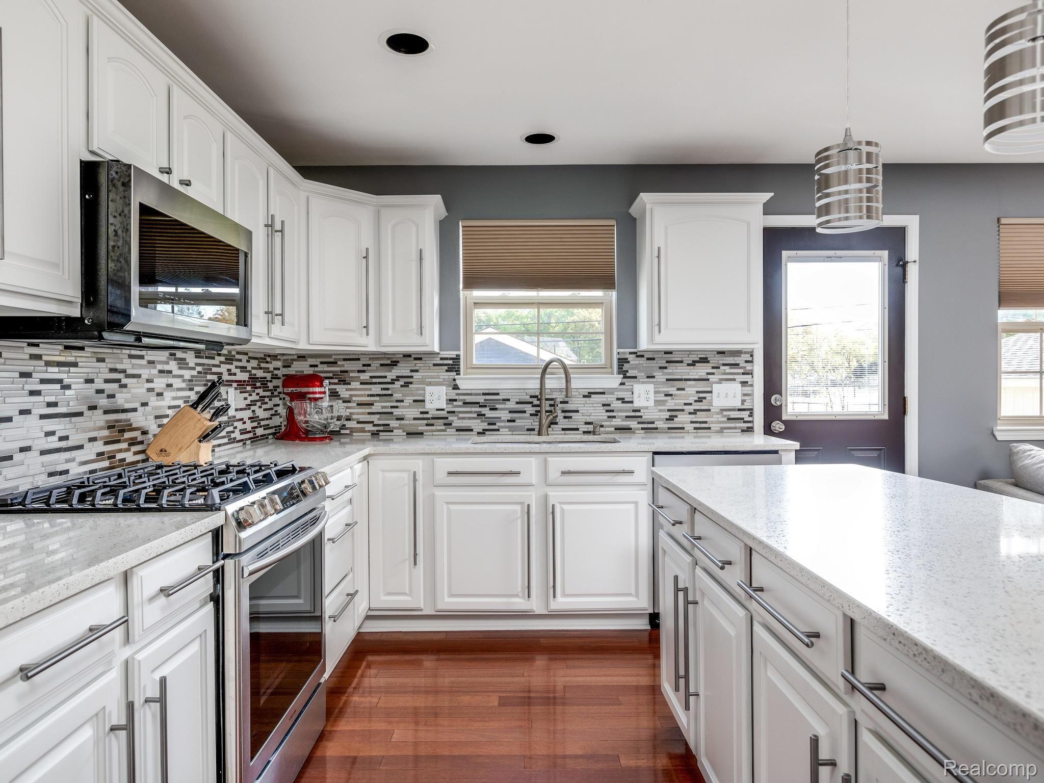 Quartz countertops