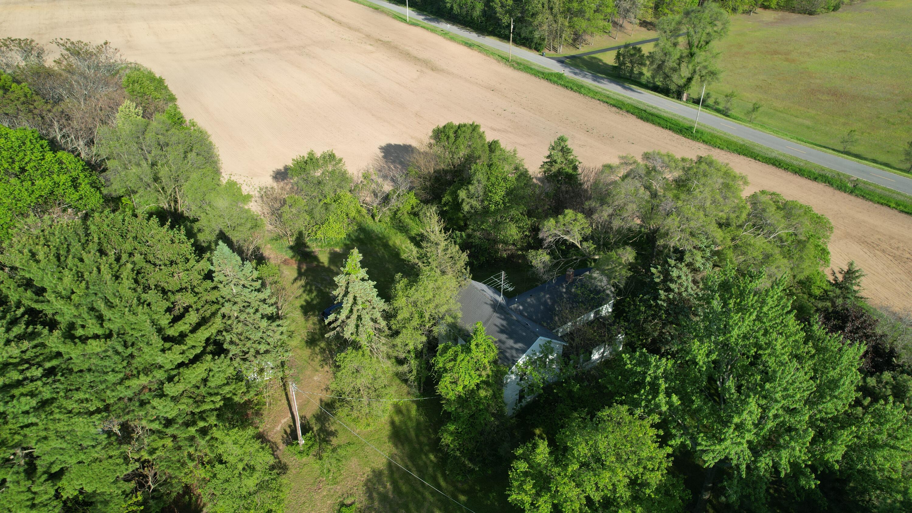 545 Biastock Road Benton Harbor, MI 49022 - Photo 9 of 15 dji_fly_20260521_184152_360_177940370168