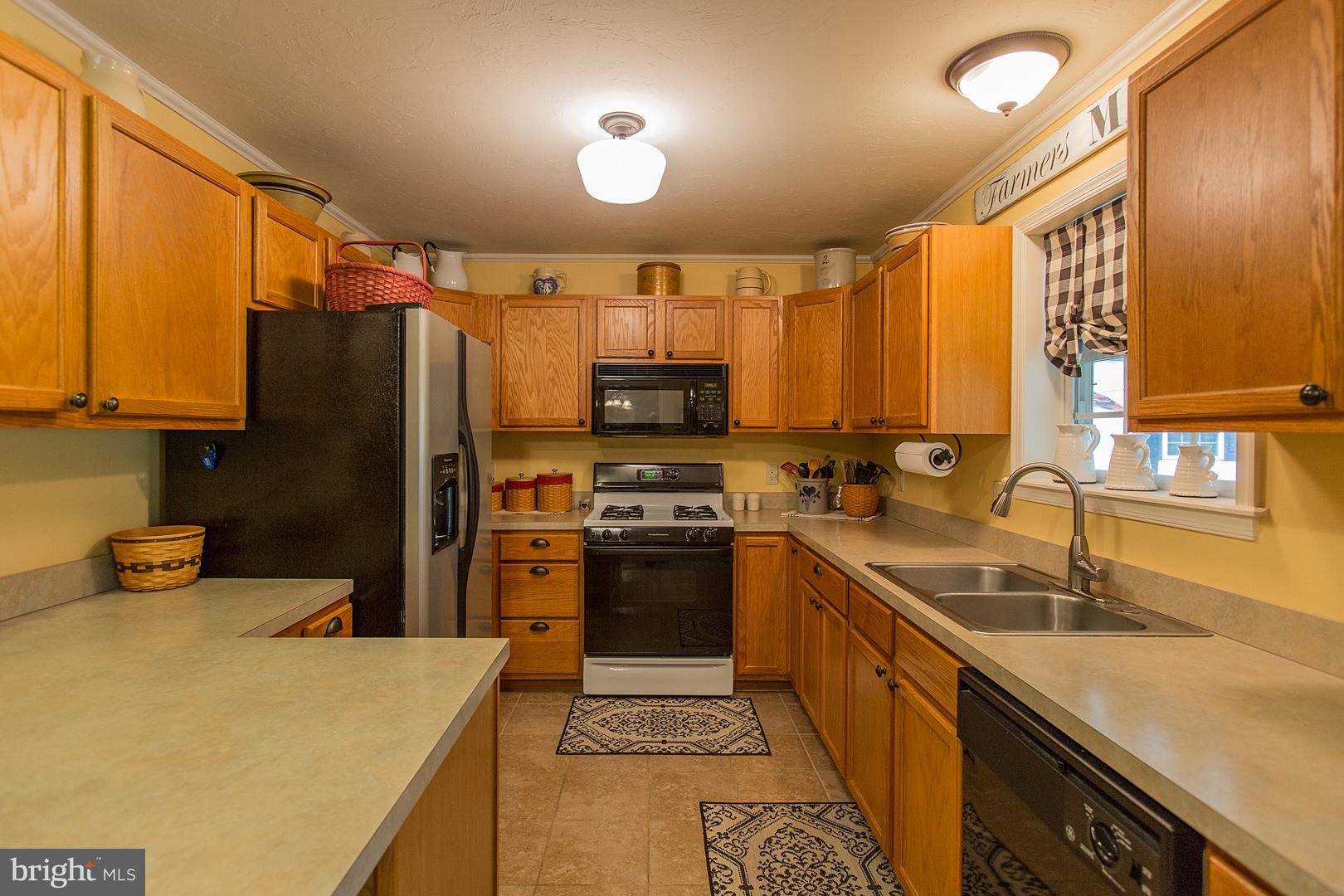 840 East Butter Road York, PA 17406 - Photo 20 of 68