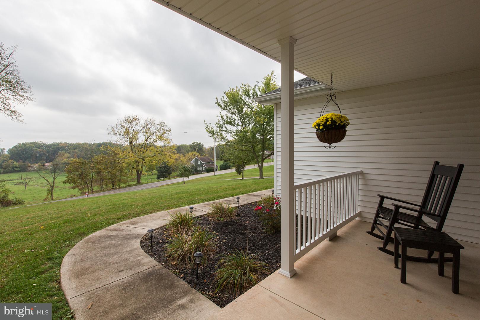 840 East Butter Road York, PA 17406 - Photo 3 of 68