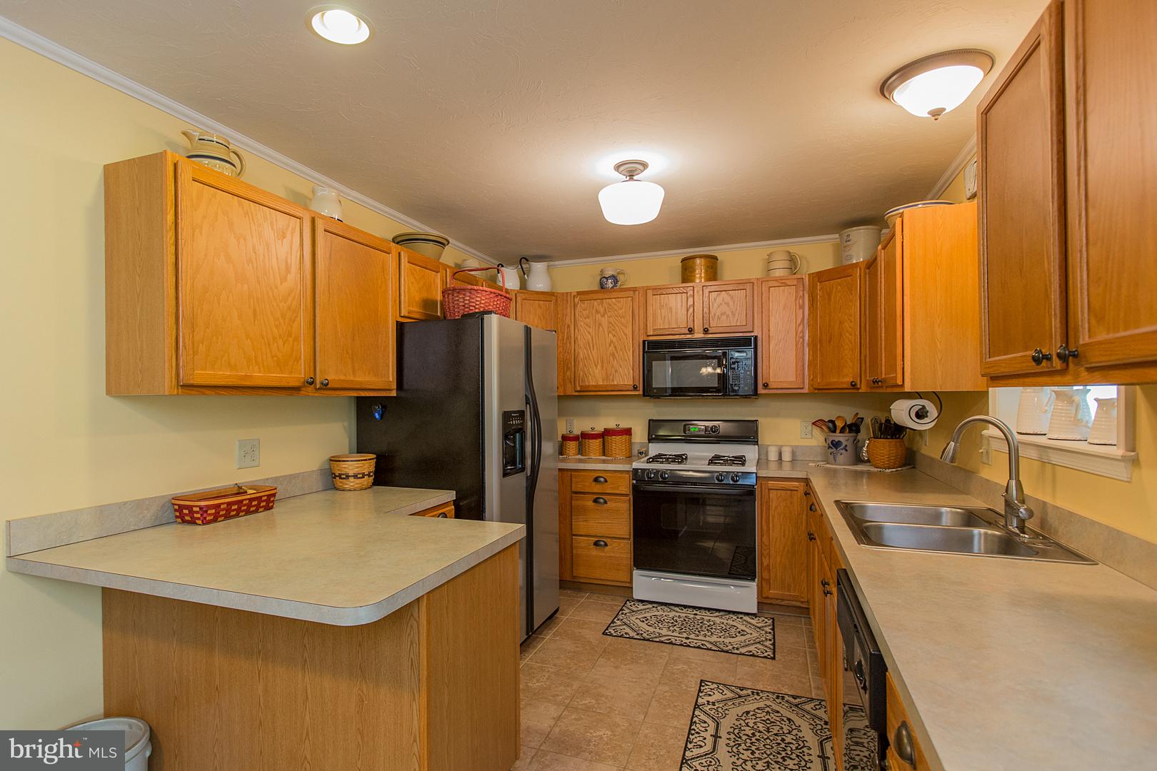 840 East Butter Road York, PA 17406 - Photo 22 of 68