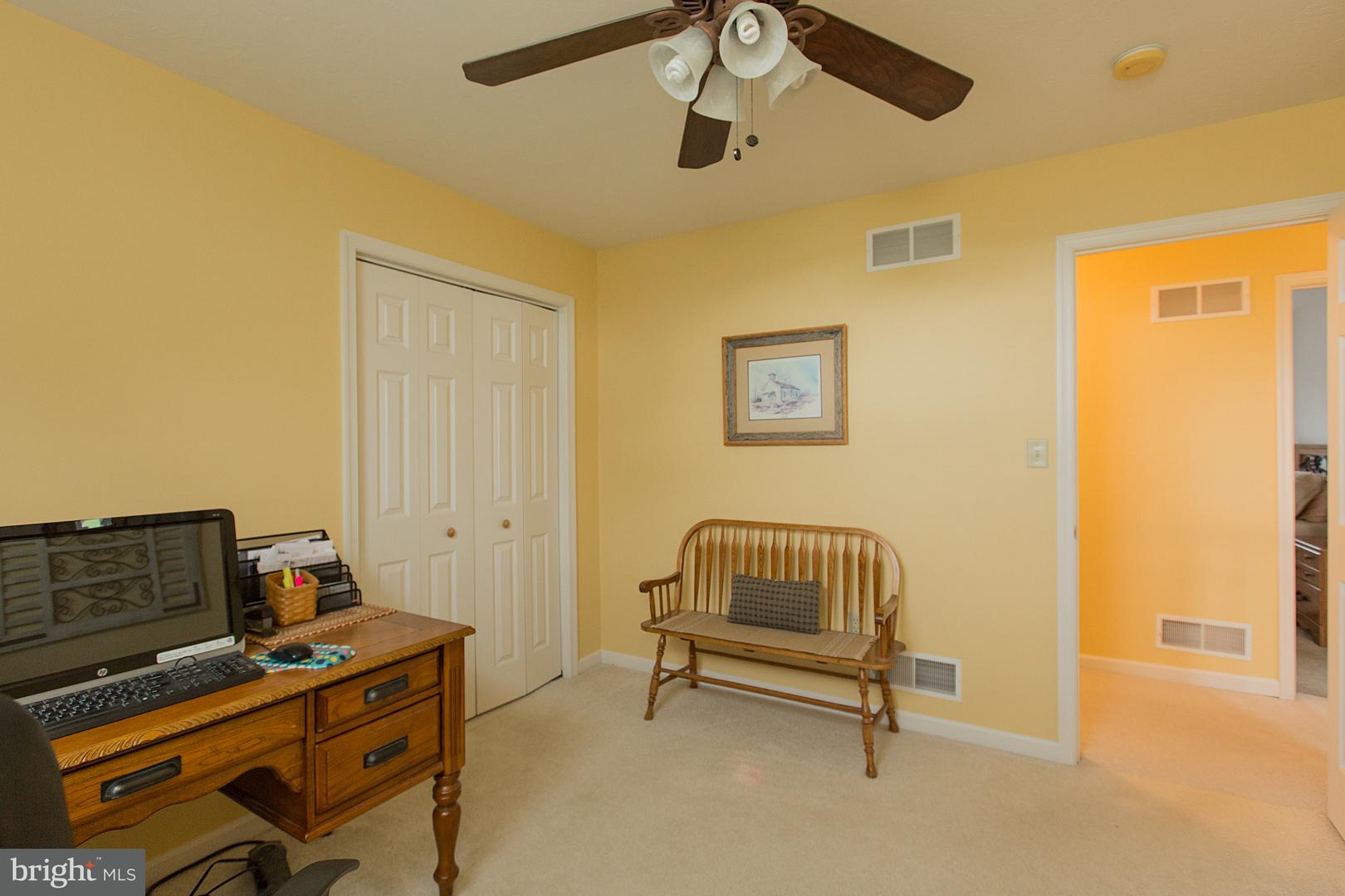 840 East Butter Road York, PA 17406 - Photo 36 of 68