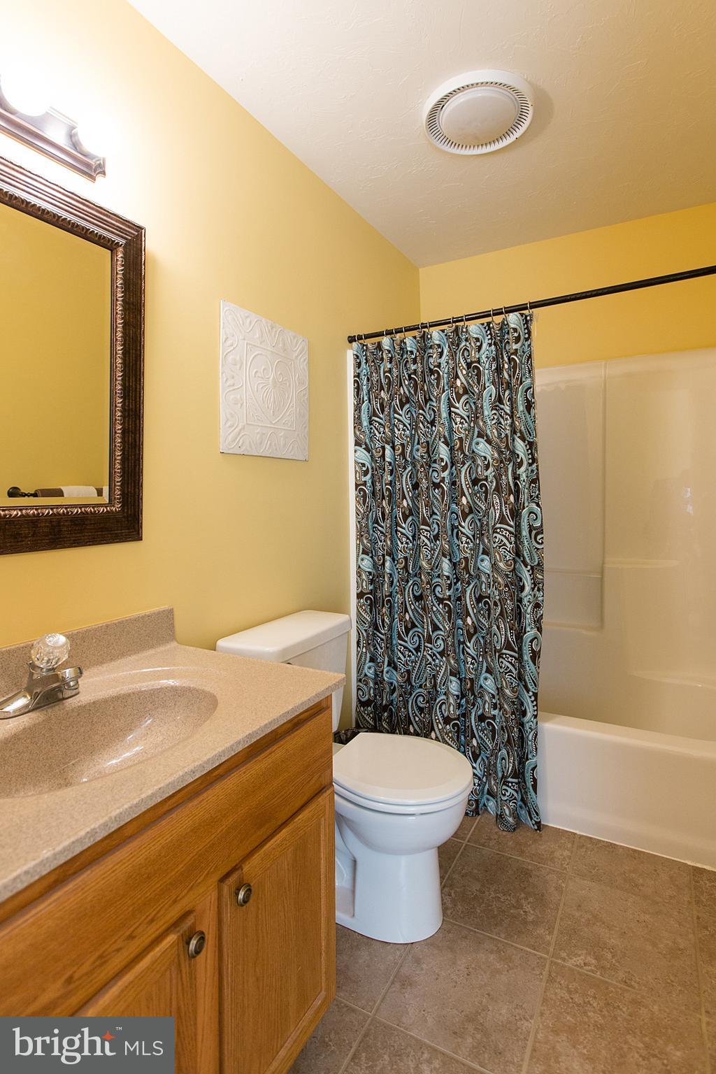 840 East Butter Road York, PA 17406 - Photo 38 of 68