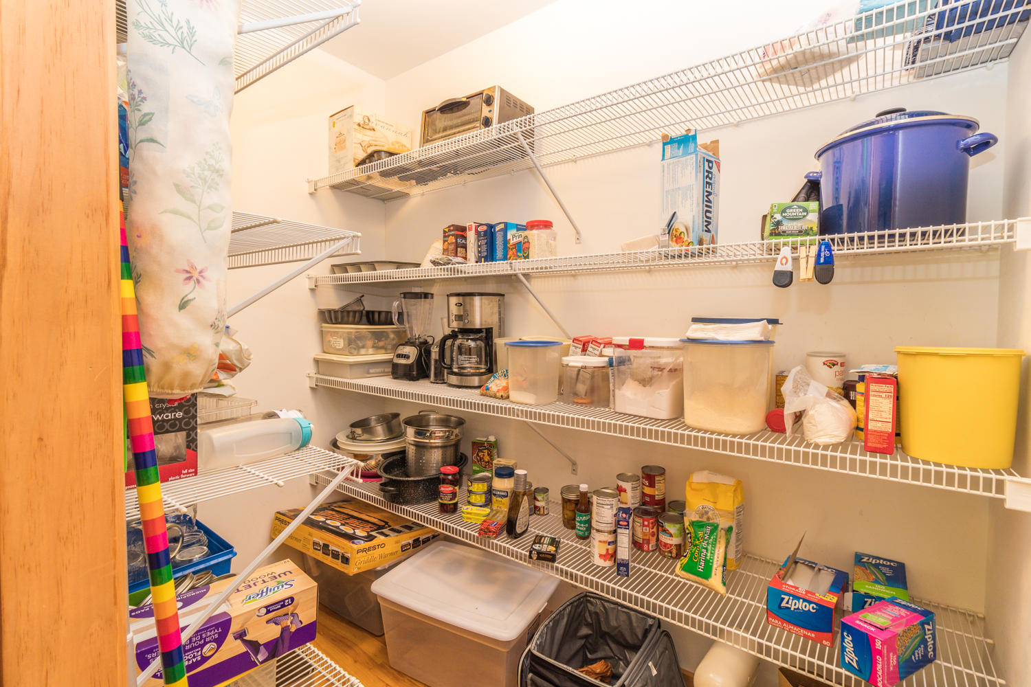 37 Bailey Farm Road Freeport, ME 04032 - Photo 38 of 49 Kitchen Walking Pantry