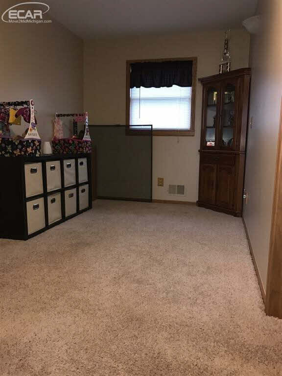 9107 Sharp Road Swartz Creek, MI 48473 - Photo 13 of 19