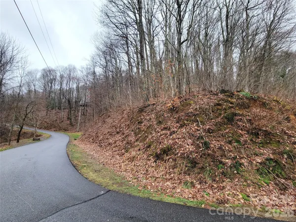 $75,000 | 820 Chestnut Flats Road, Unit 4, Waynesville, NC 28786
