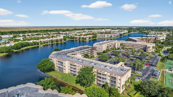 $300,000 | 7635 Southampton Terrace, Unit 312, Tamarac, FL 33321