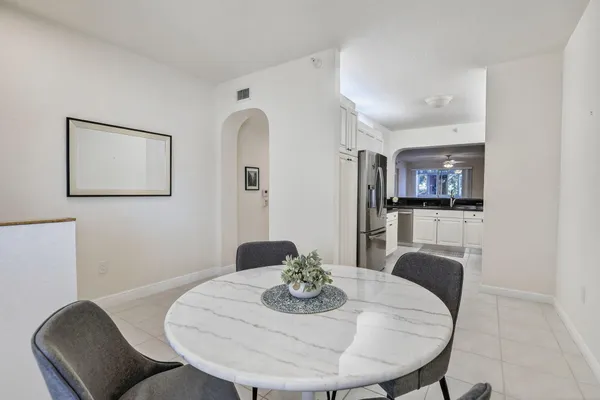 $300,000 | 7635 Southampton Terrace, Unit 312, Tamarac, FL 33321