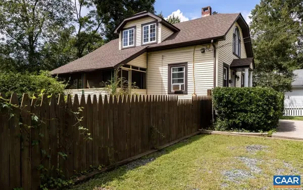 $2,600 | 243 Shamrock Road, Charlottesville, VA 22903