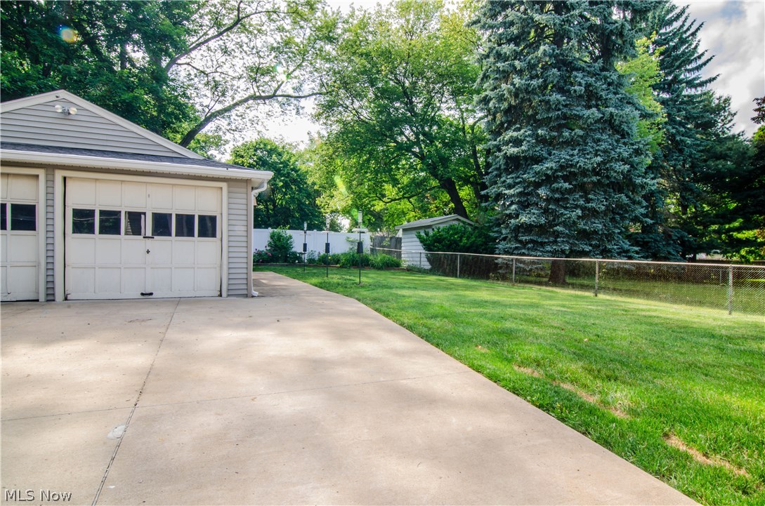 242 Canton Road Akron, OH 44312 - Photo 5 of 24 Gallery Image 5