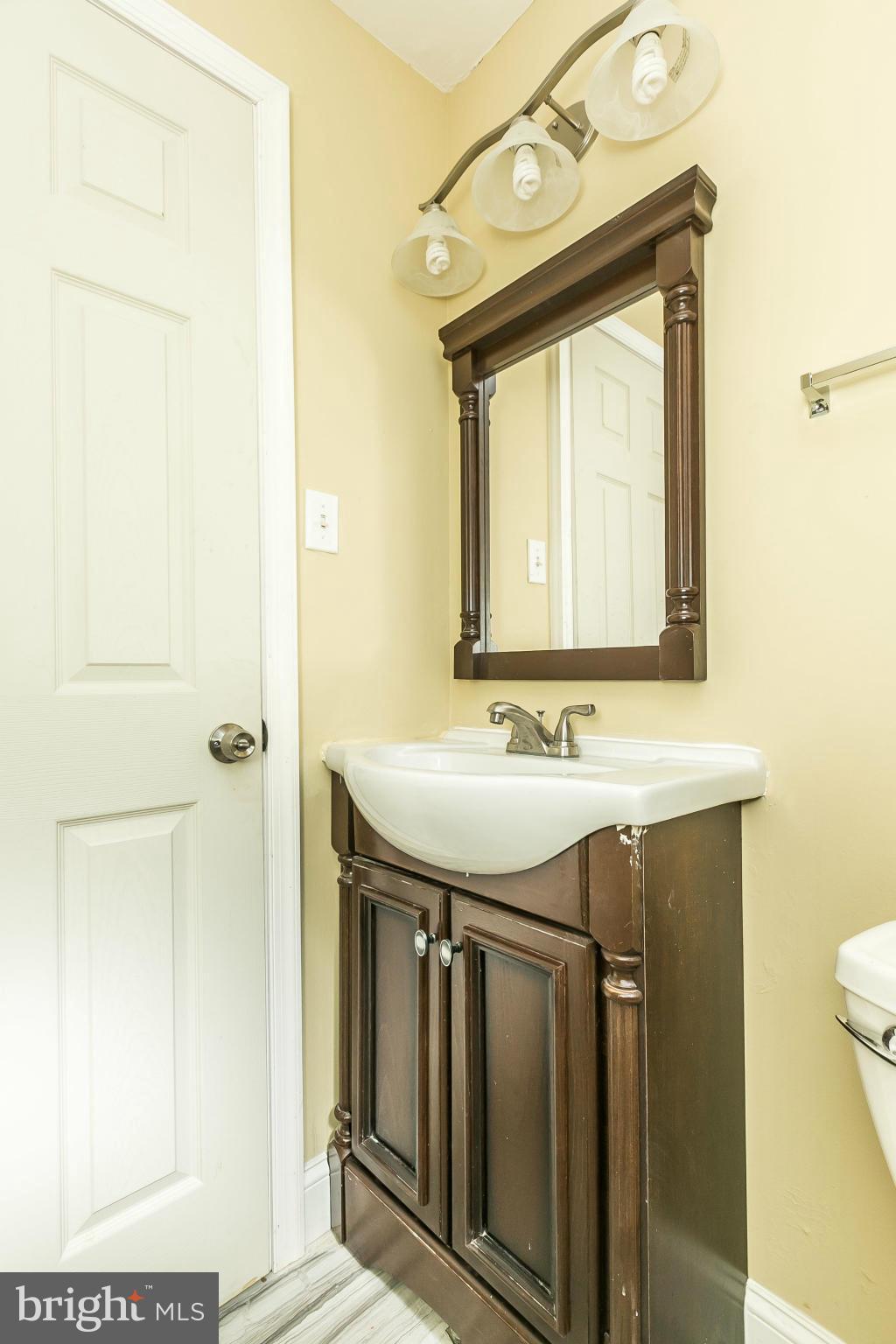 4909 Old Court Road Randallstown, MD 21133 - Photo 12 of 28 Bath