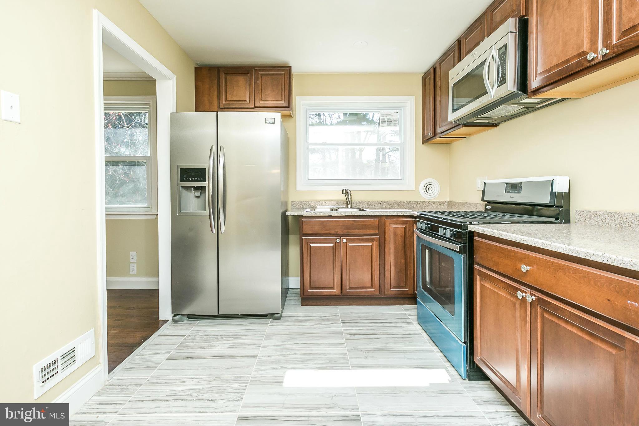 4909 Old Court Road Randallstown, MD 21133 - Photo 10 of 28 Kitchen