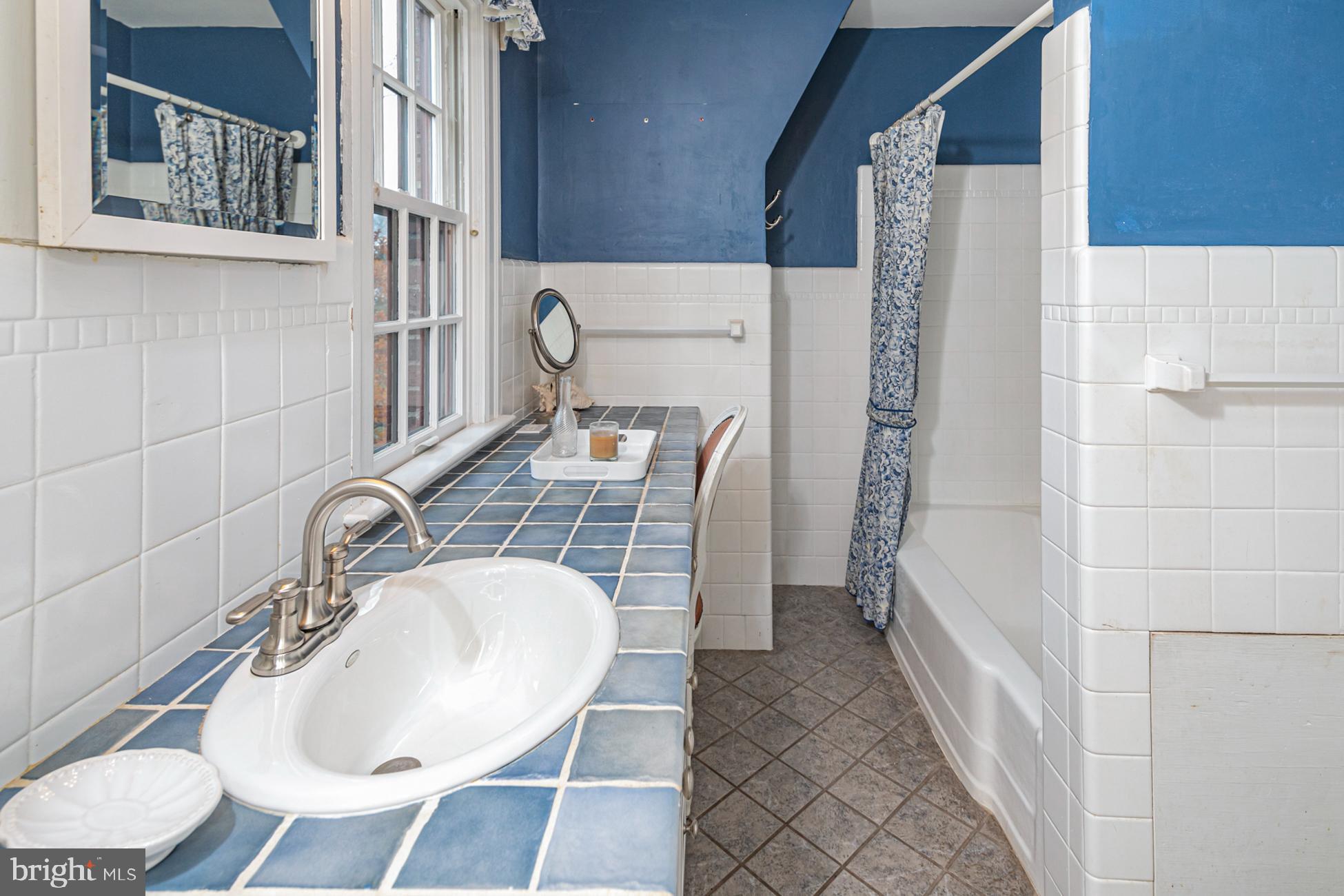 1233 Pine Grove Road Yardley, PA 19067 - Photo 23 of 28 Gallery Image 23