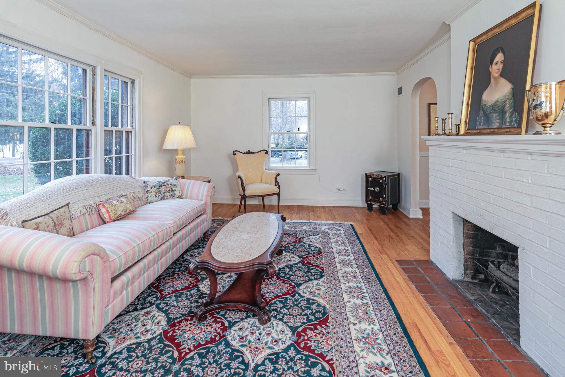 1233 Pine Grove Road Yardley, PA 19067 - Photo 6 of 28 Gallery Image 6