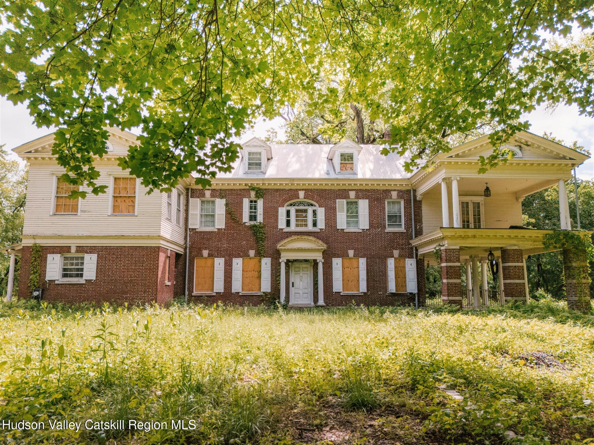 37-60 Blackburn Road Selkirk, NY 12158 - Photo 7 of 39 front view of a building