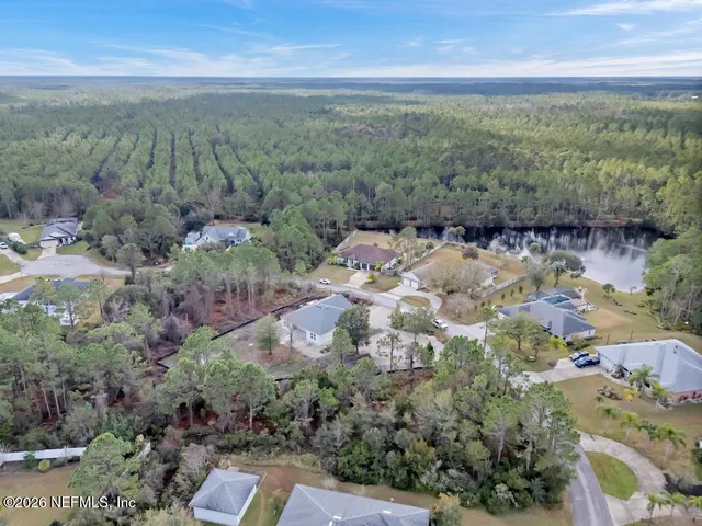 a view of a yard with a yard