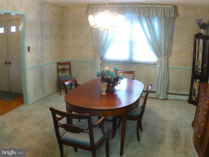 31 Deerpath Road Chalfont, PA 18914 - Photo 3 of 12 Dining Room