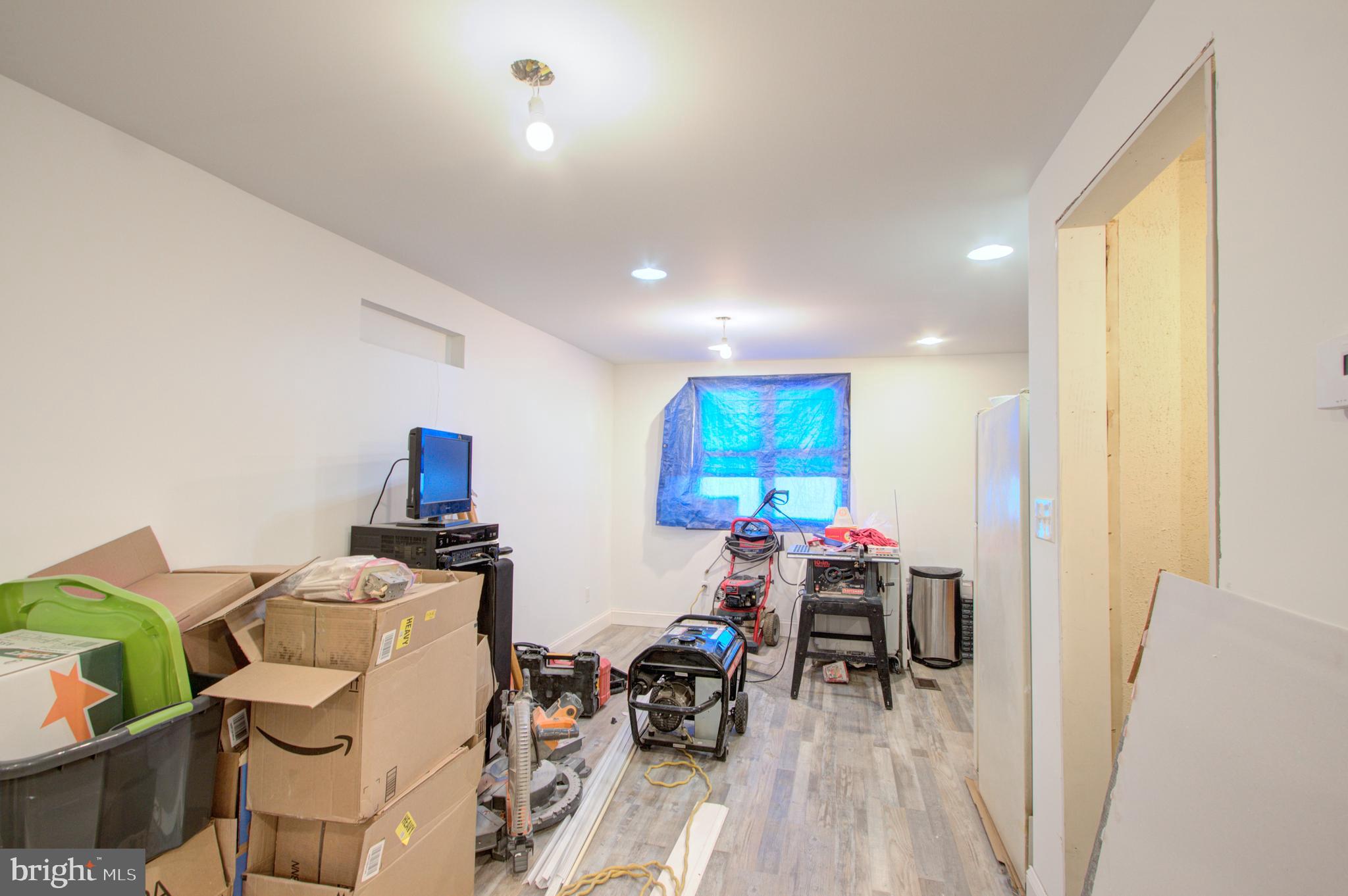 7360 Edsworth Road Baltimore, MD 21222 - Photo 5 of 18