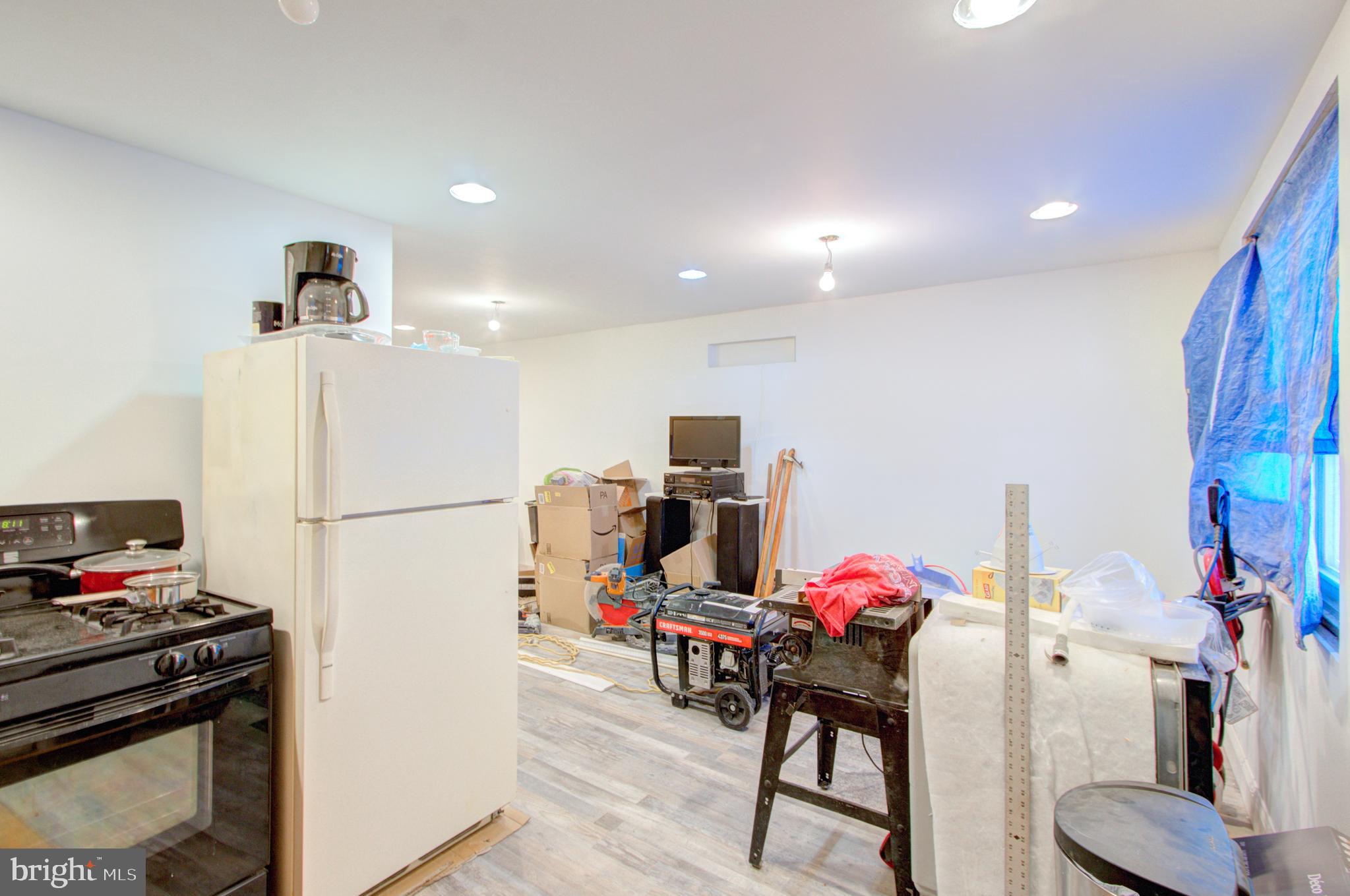 7360 Edsworth Road Baltimore, MD 21222 - Photo 8 of 18