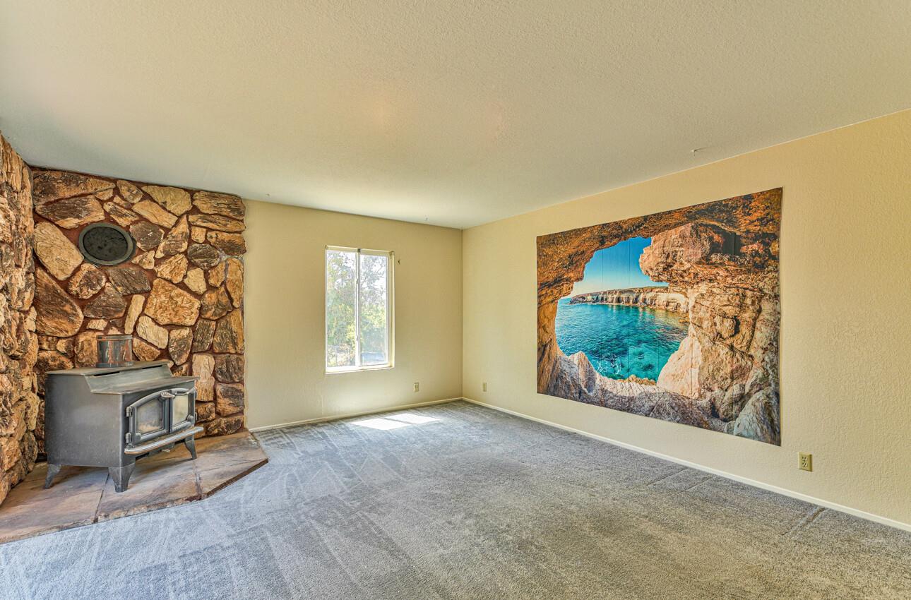 525 Strawberry Road Watsonville, CA 95076 - Photo 14 of 31 Gallery Image 14