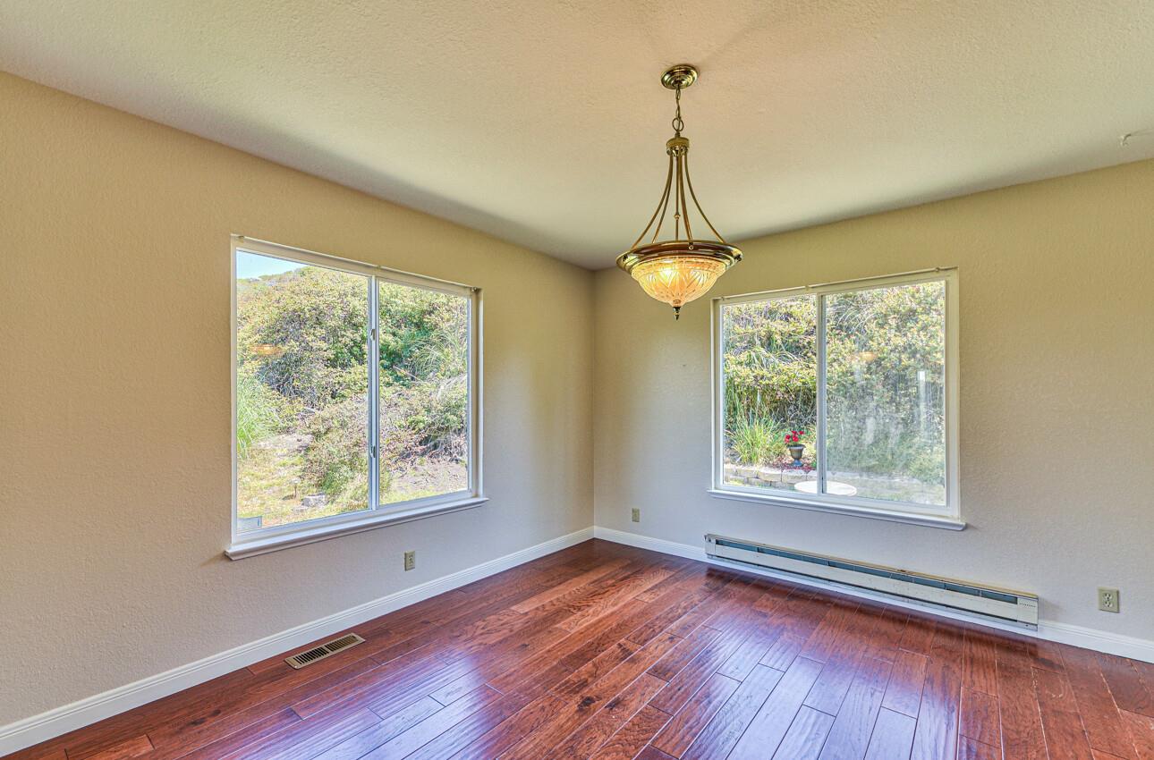 525 Strawberry Road Watsonville, CA 95076 - Photo 10 of 31 Gallery Image 10