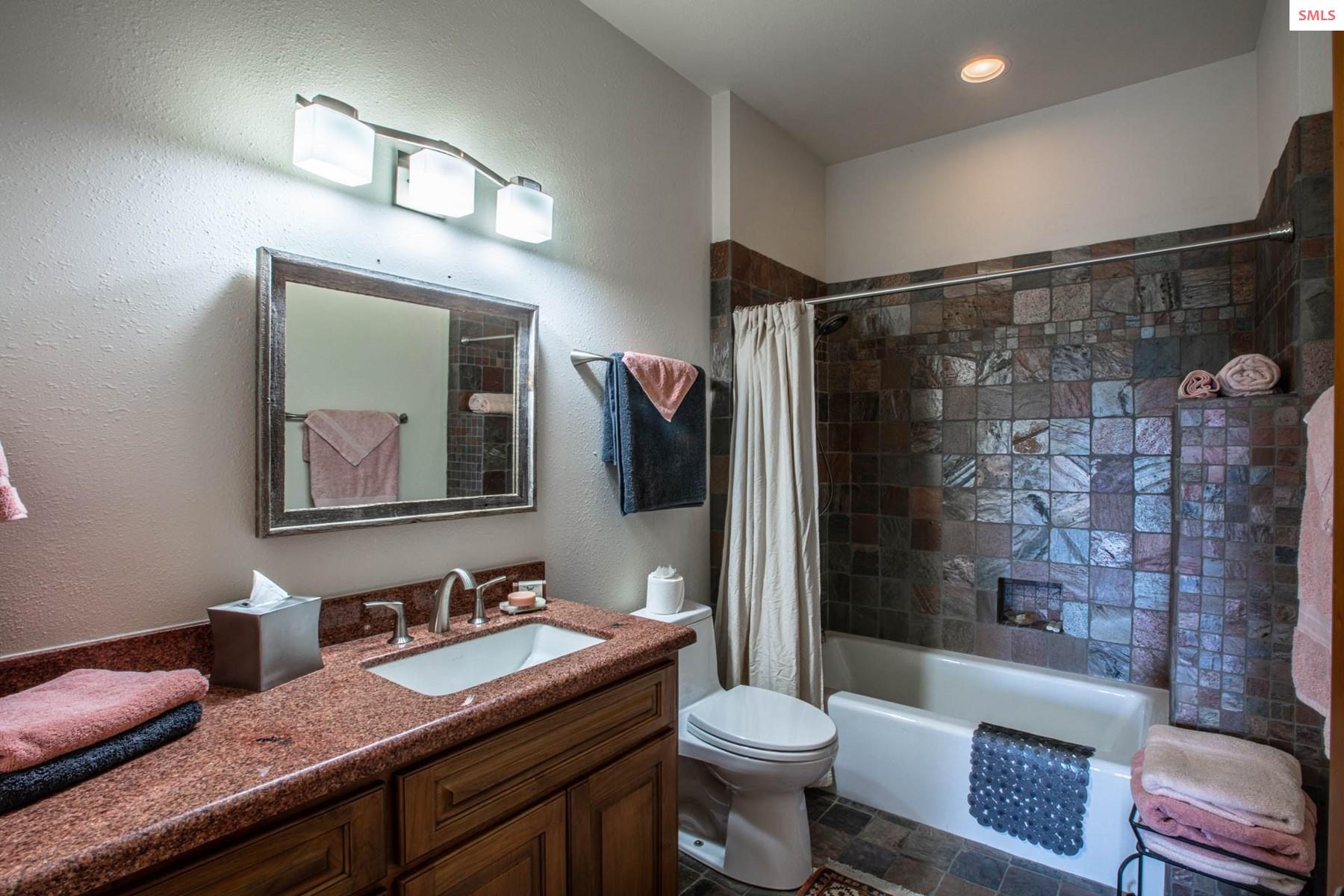 25 Inspiration Way Sandpoint, ID 83864 - Photo 42 of 76 Lower Level private bath