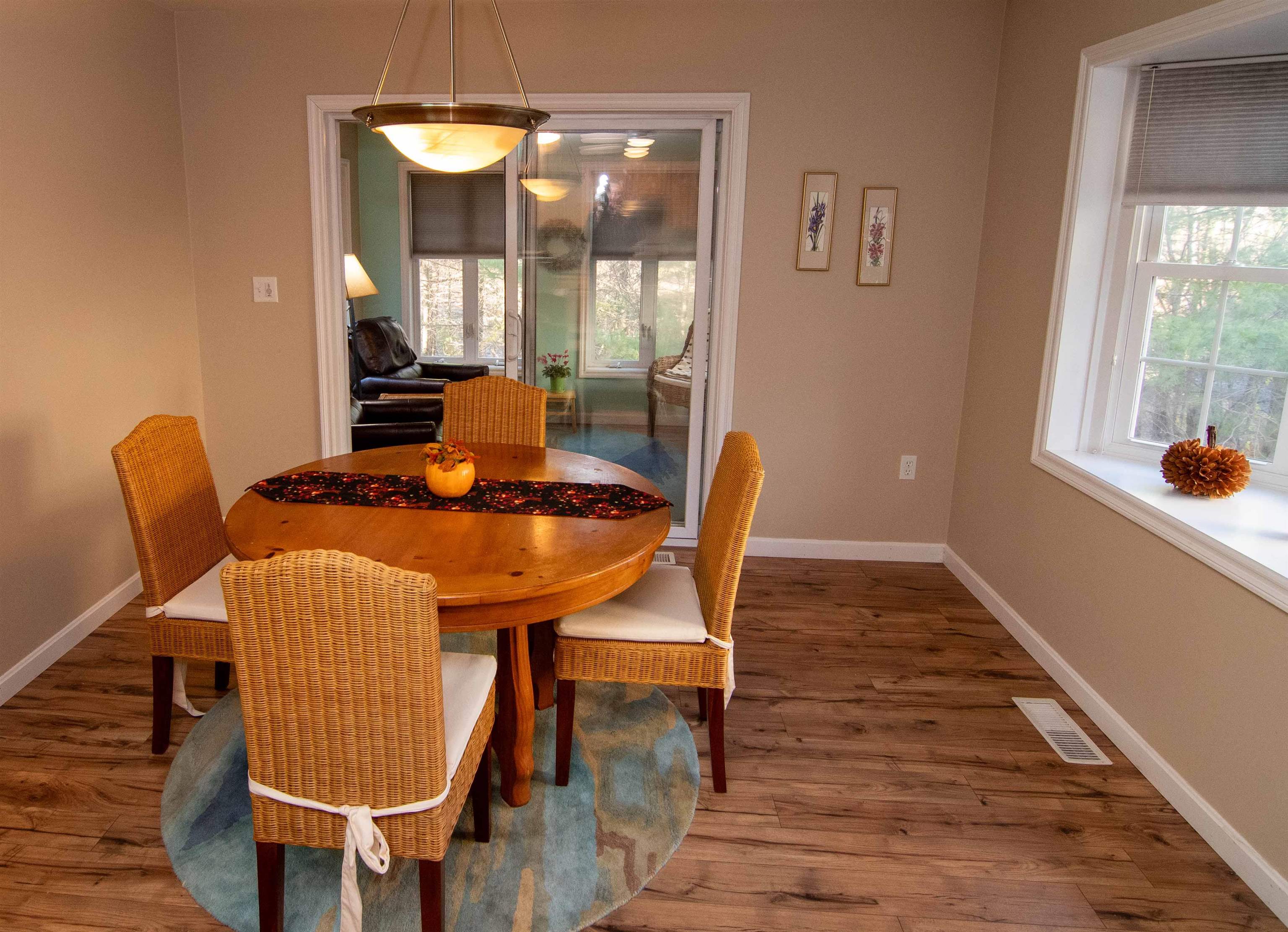 20 Locksley Lane Raymond, NH 03077 - Photo 13 of 34