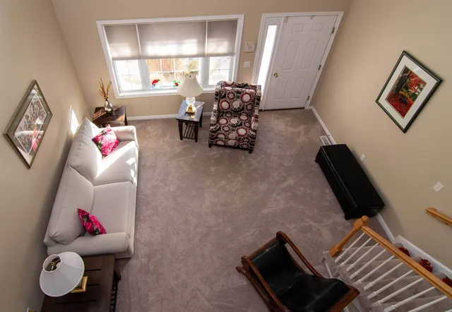 $450,000 | 20 Locksley Lane, Raymond, NH 03077