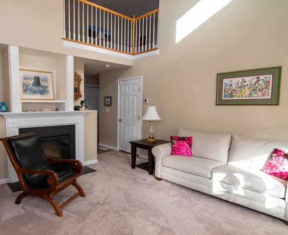 $450,000 | 20 Locksley Lane, Raymond, NH 03077