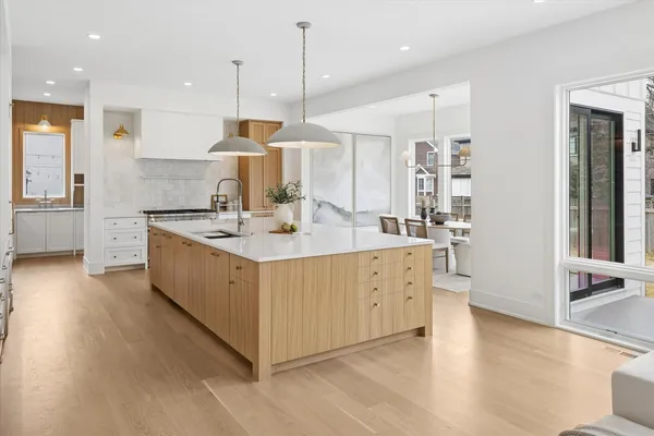 $2,200,000 | 580 Kearsage Avenue, Elmhurst, IL 60126