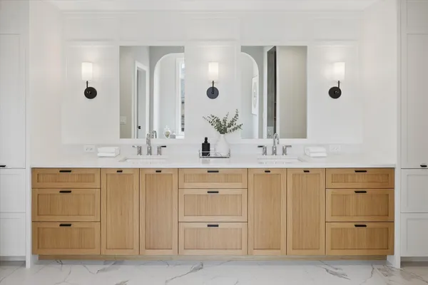 $2,200,000 | 580 Kearsage Avenue, Elmhurst, IL 60126