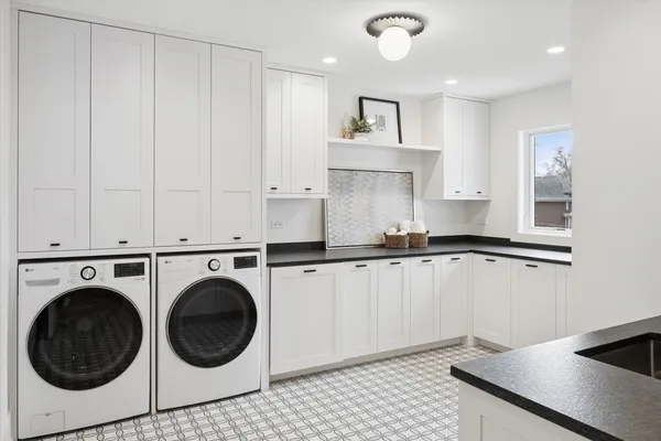 $2,200,000 | 580 Kearsage Avenue, Elmhurst, IL 60126