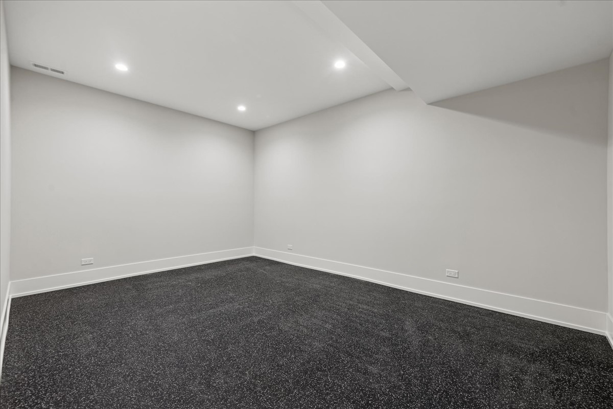 580 Kearsage Avenue Elmhurst, IL 60126 - Photo 40 of 43