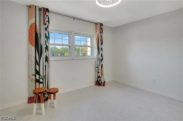 $2,250 | 6731 Panther Lane, Unit D6, Fort Myers, FL 33919