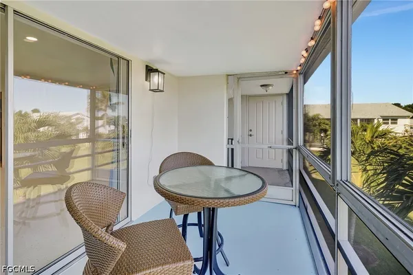 $2,250 | 6731 Panther Lane, Unit D6, Fort Myers, FL 33919