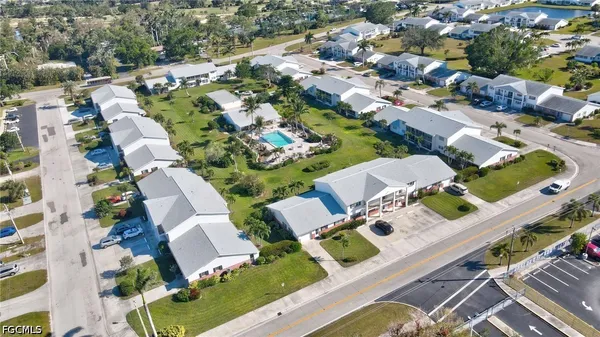 $2,250 | 6731 Panther Lane, Unit D6, Fort Myers, FL 33919