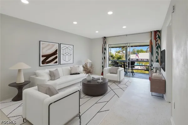 $2,250 | 6731 Panther Lane, Unit D6, Fort Myers, FL 33919