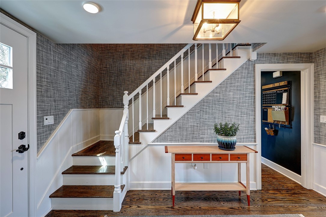 23 Surrey Road Barrington, RI 02806 - Photo 24 of 50