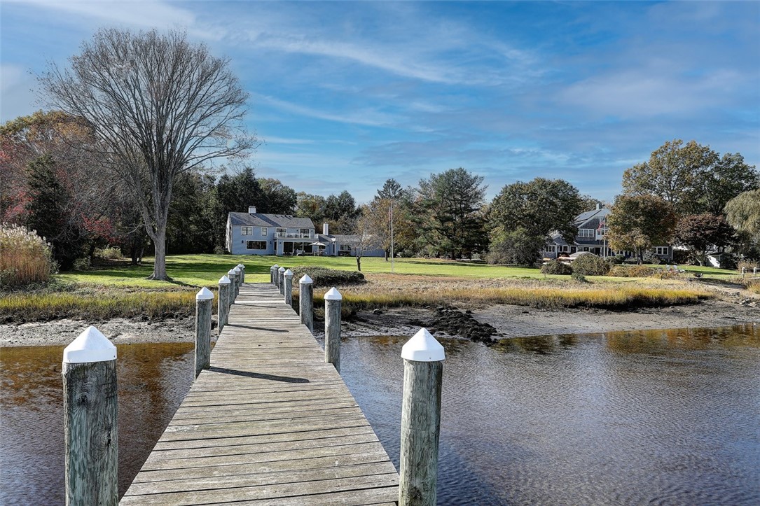 23 Surrey Road Barrington, RI 02806 - Photo 3 of 50