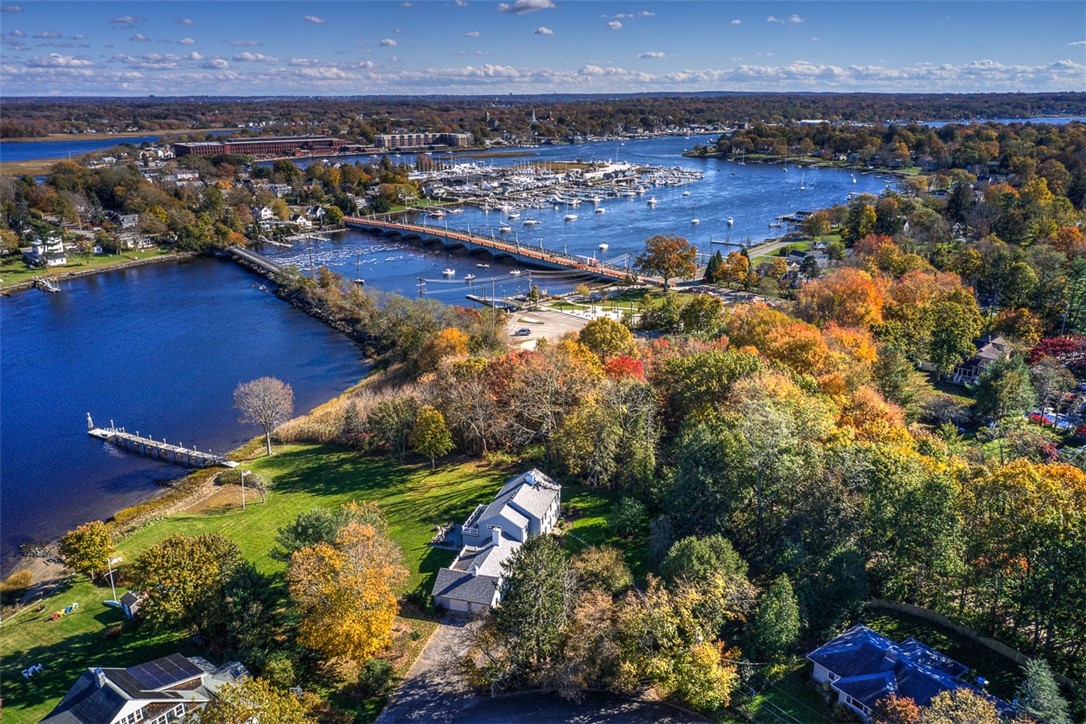 23 Surrey Road Barrington, RI 02806 - Photo 45 of 50