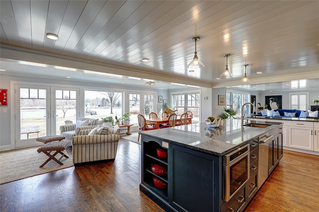 23 Surrey Road Barrington, RI 02806 - Photo 7 of 50