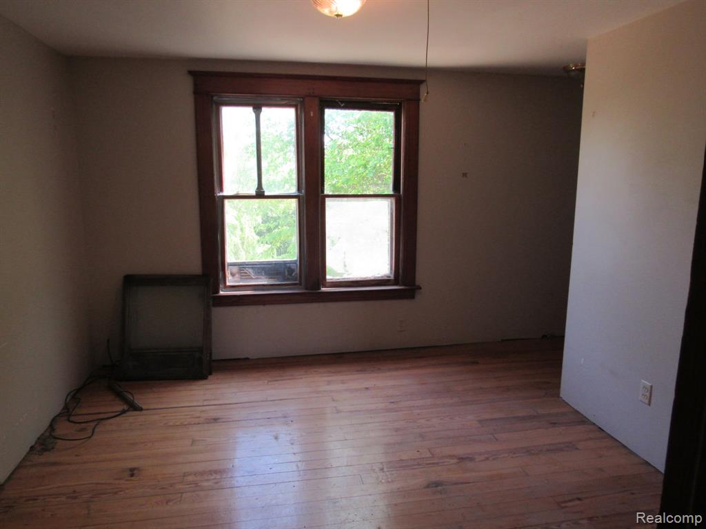 695 Cass Avenue Road Bay City, MI 48708 - Photo 14 of 52