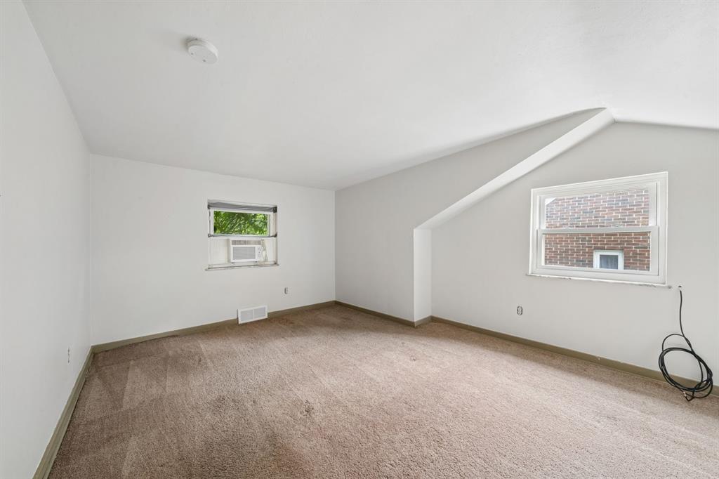 610 Cascade Road Pittsburgh, PA 15221 - Photo 20 of 33