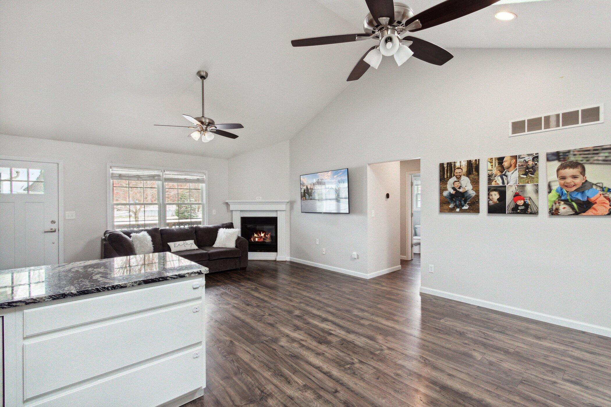 427 Richard Street Spring Arbor, MI 49283 - Photo 5 of 28 427-Richard-St-Spring-Arbor-MI-49283-Win